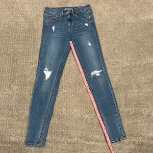 Women’s skinny jeans